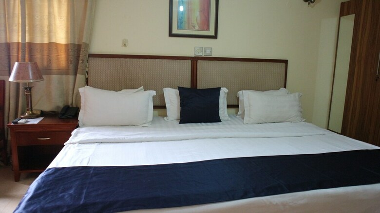 Krisview Hotel