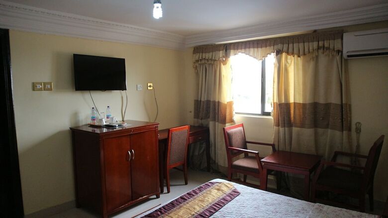 Krisview Hotel