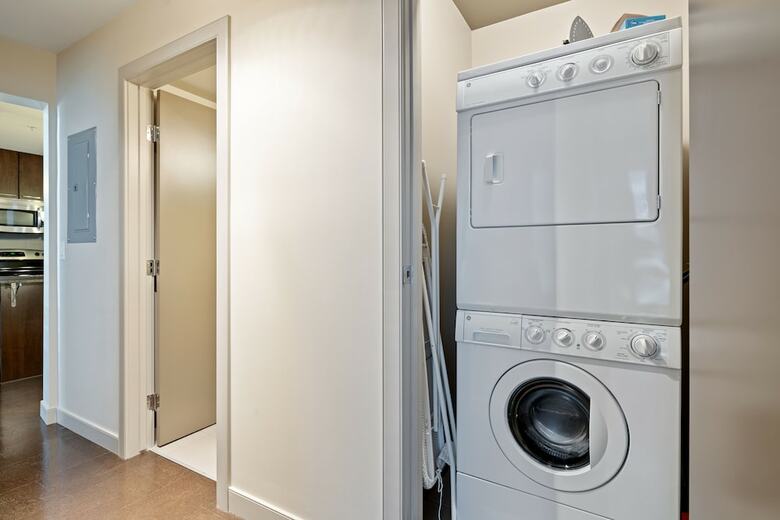 Apartamentos Simply Comfort. Modern Downtown Condos