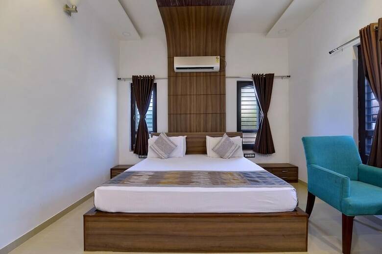 Hotel Golden Berry