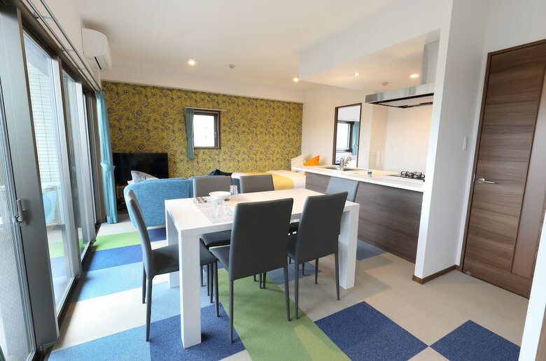 Apartamentos A.t. Hotel Hakata