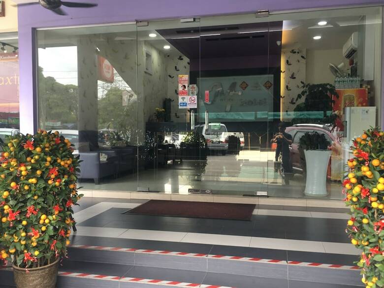 Oyo 89856 Mf Hotel