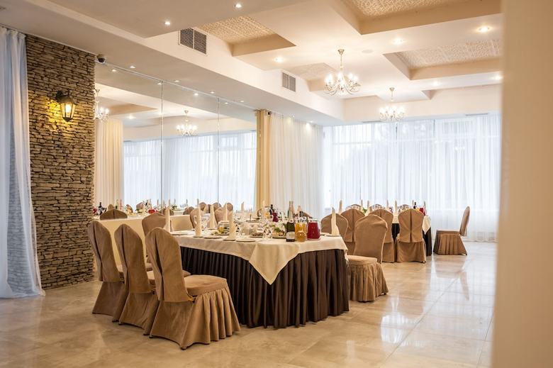 Amaks City Hotel
