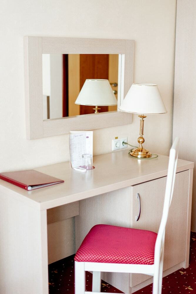 Amaks City Hotel