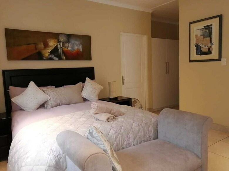 Hotel Fiore Guest Accommodation
