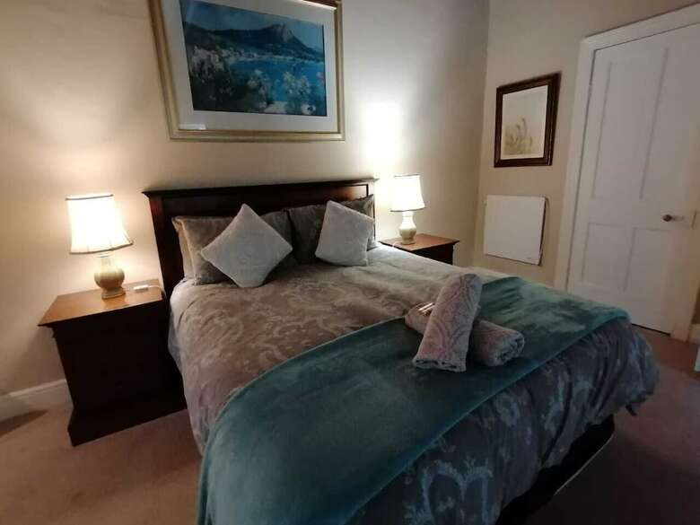 Hotel Fiore Guest Accommodation