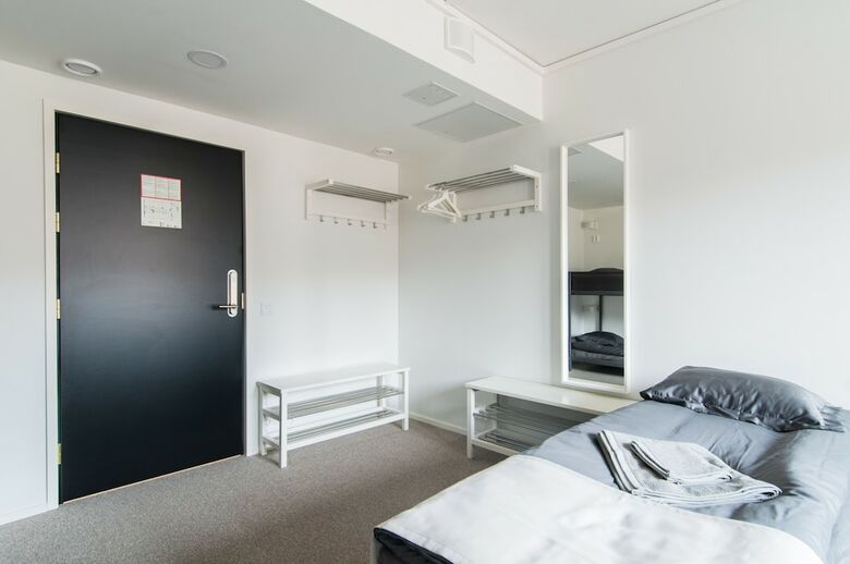 Hostal Aikatalo Hostel Helsinki City Center