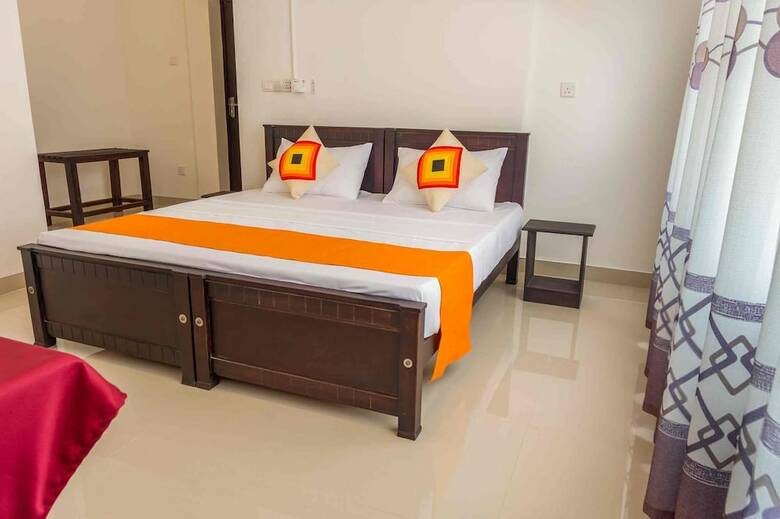 Hotel Harry Inn