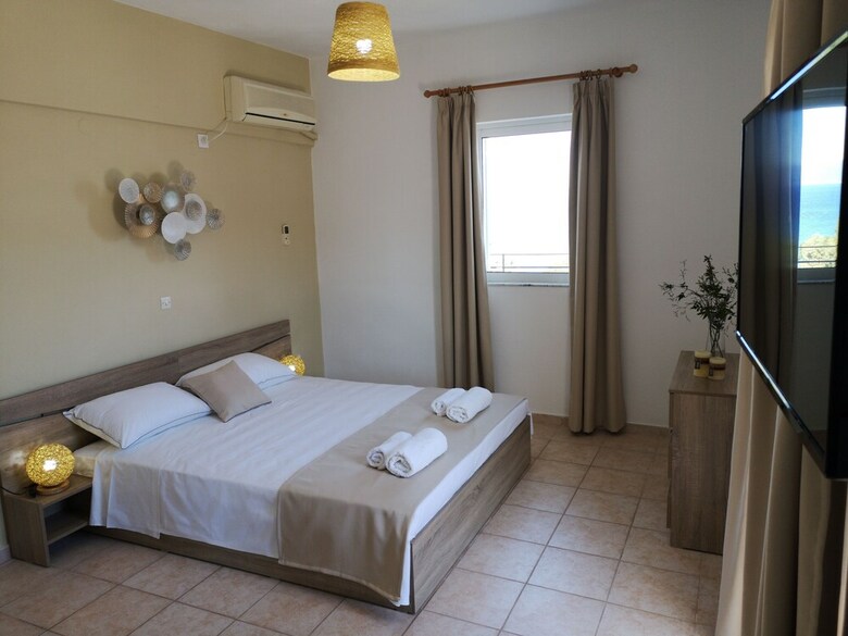 Apartamentos Faro Del Porto