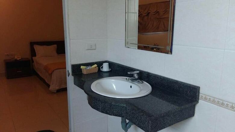 Ngoc Lan Hotel