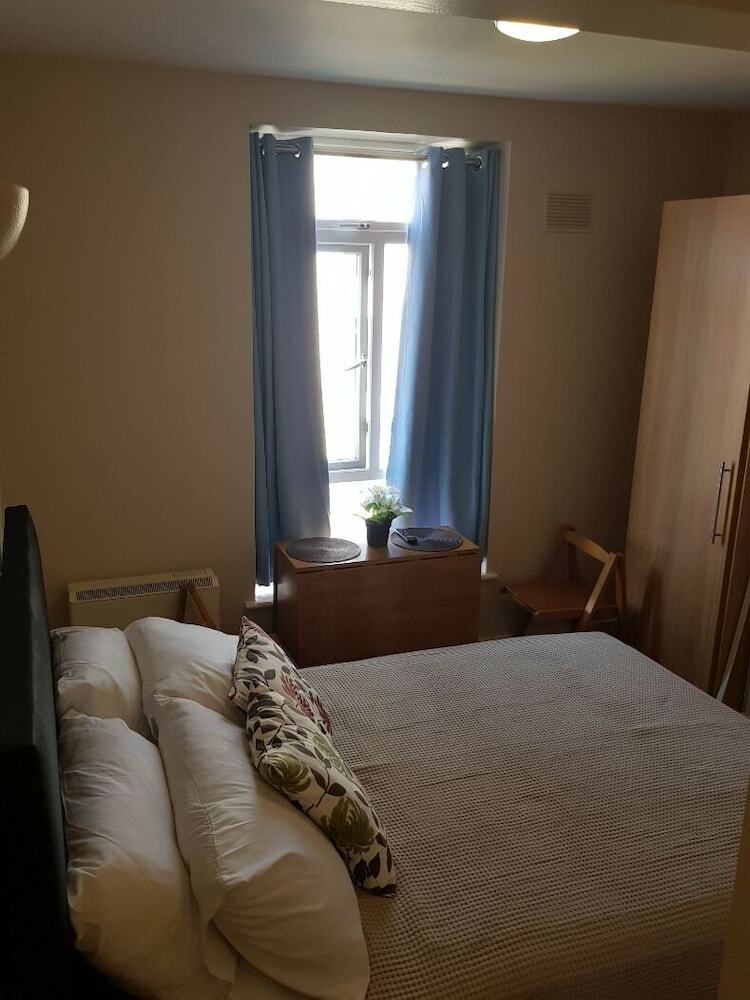 Bed & Breakfast Kgt House