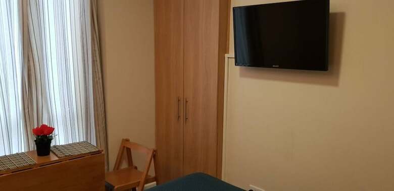 Bed & Breakfast Kgt House