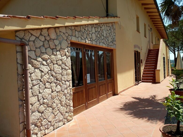 Agroturismo I Girasoli Di Lari