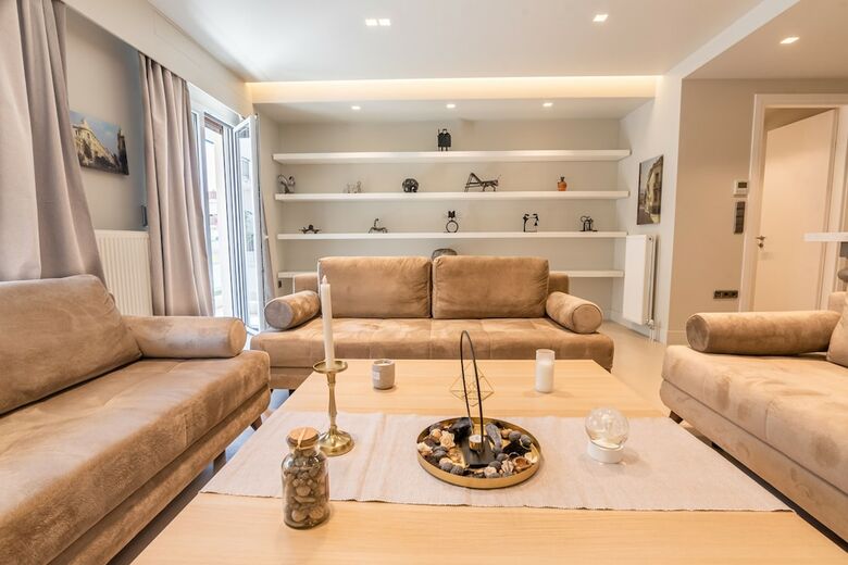 Luxurious Apartment In Acropolis