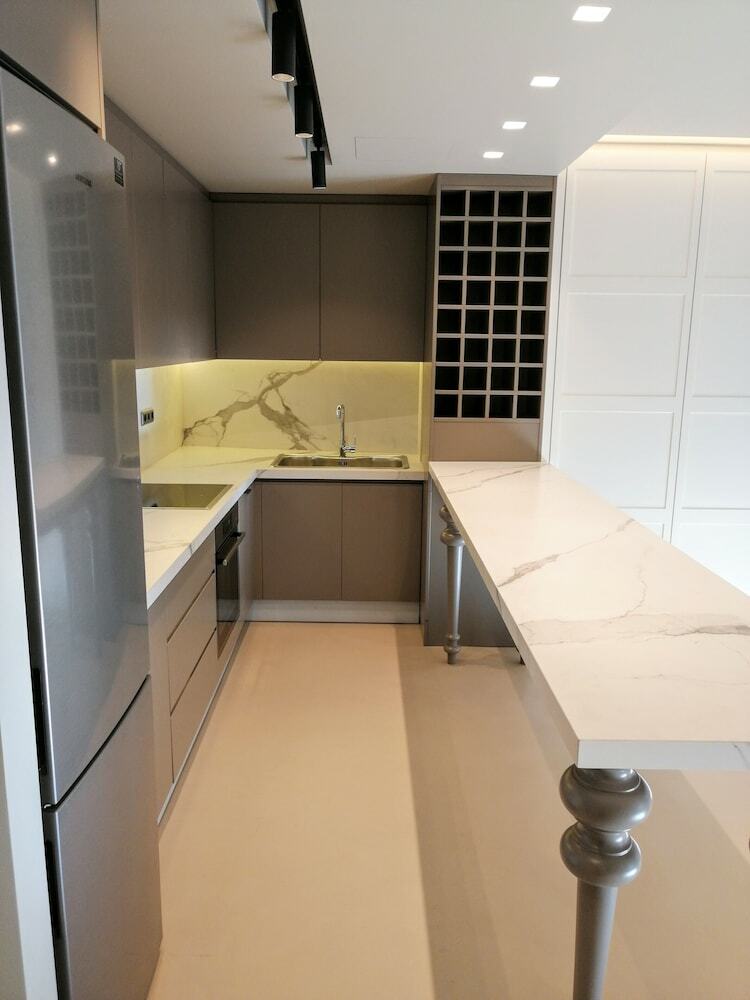 Luxurious Apartment In Acropolis