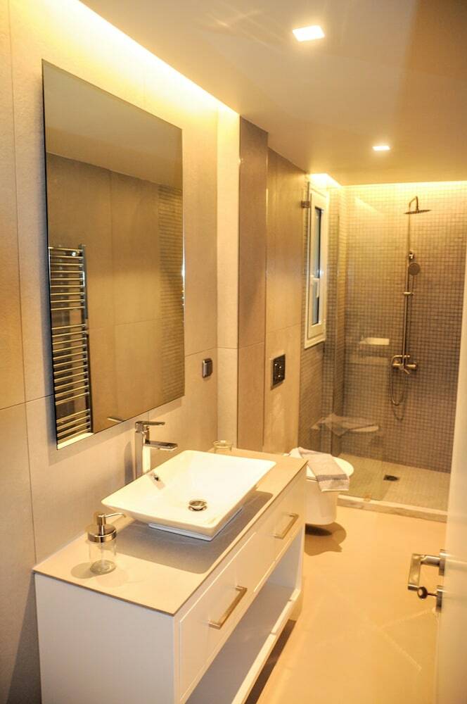 Luxurious Apartment In Acropolis