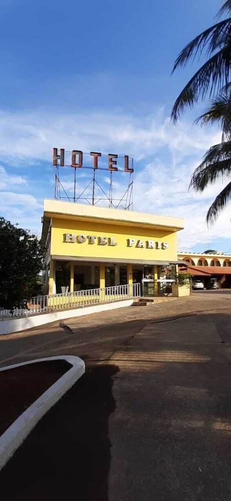 Hotel Paris