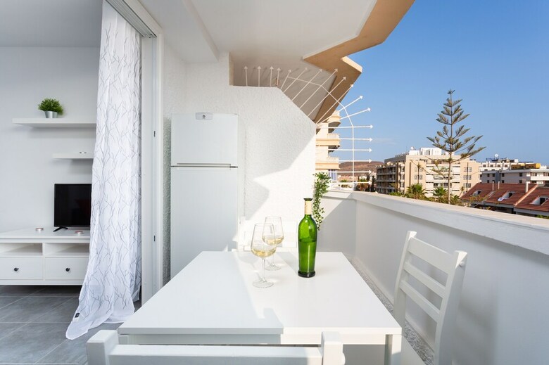 Close To The Sky Apartment, Surrounded By Beaches