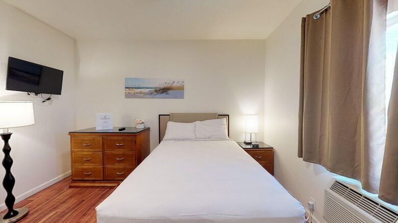 Hostal Anchor Pointe Inn