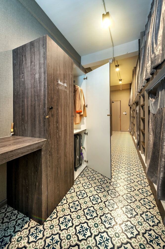 Hostal Happy Station Hostel