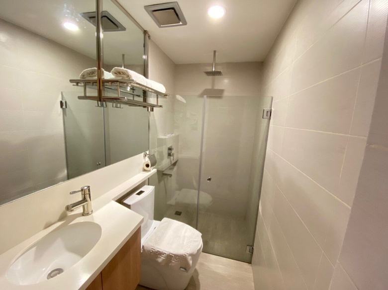 Hotel L Meridian Suites