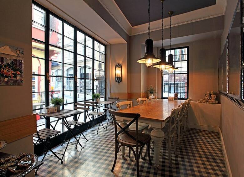 Petros Hotel