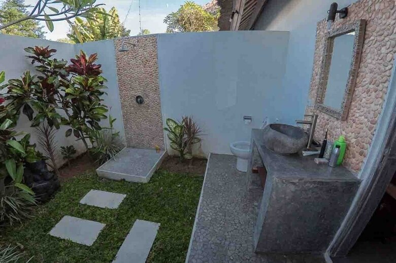 Villa Kencana I