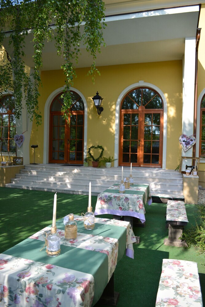 Hotel Plauter Kuria