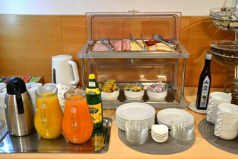 Hotel Blue Garni