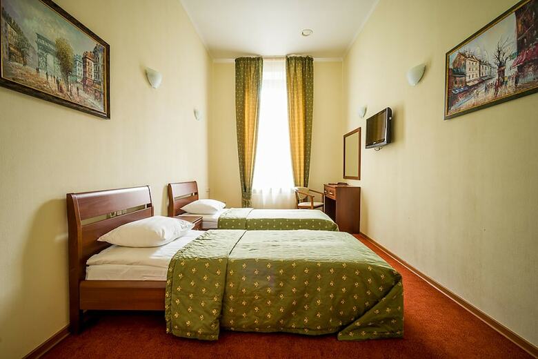 Hotel Solo On Liteyny