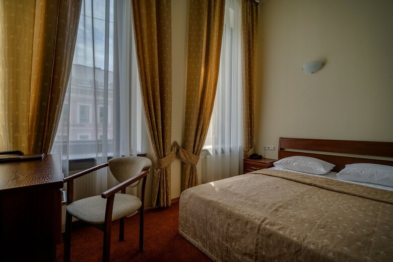 Hotel Solo On Liteyny
