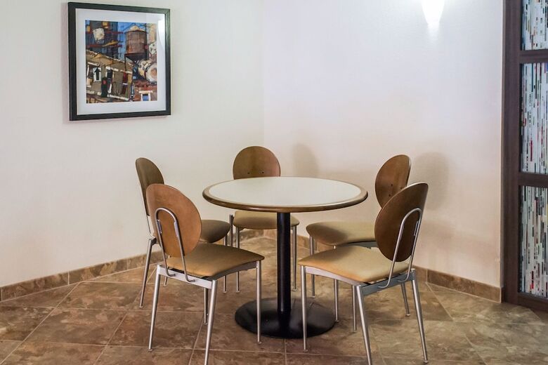 Hotel Quality Inn