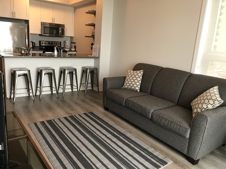 Apartamentos Contemporary Condo At Lake Ontario