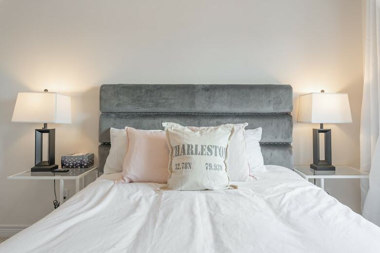 Elegant Brand New Town House