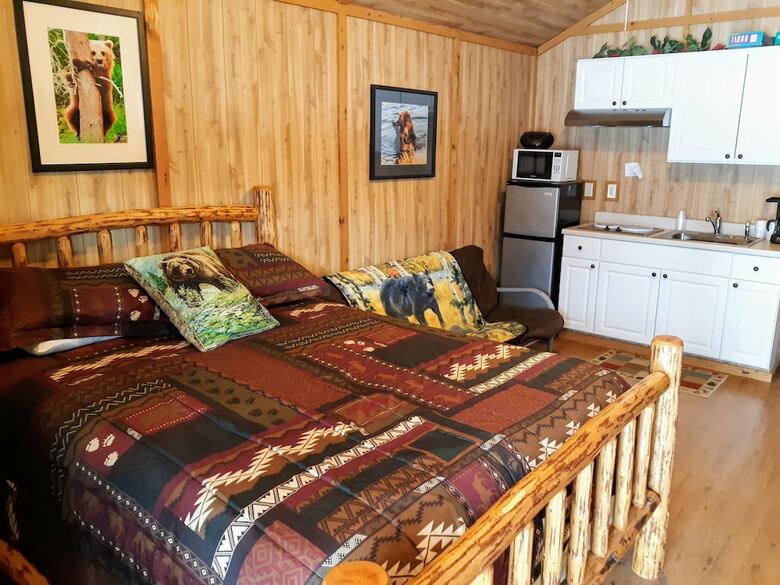 Sky Eco - General Store And Cabins