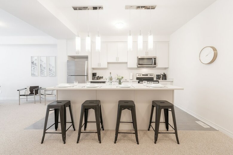 Extravagant Brand New Town House