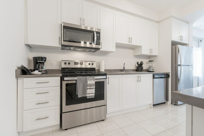 Luxurious Four Bedroom Townhouse