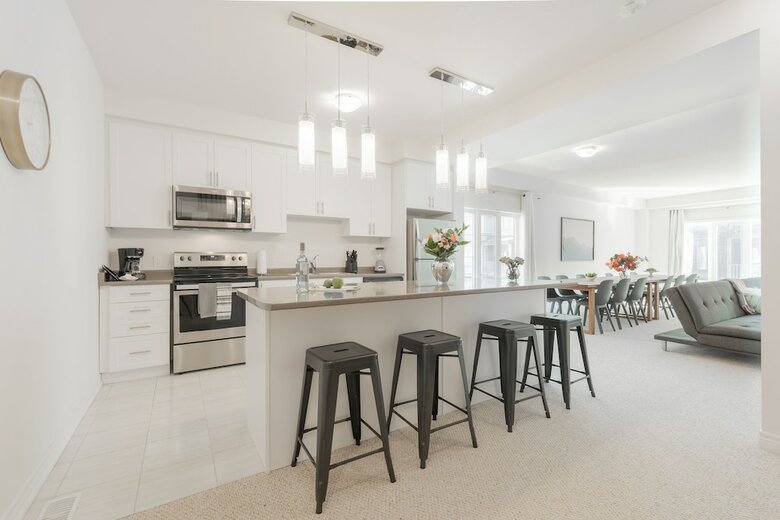 Luxurious Four Bedroom Townhouse