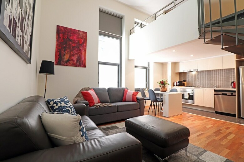 Apartamentos Warehouse Loft Living- Rejuvenate Stays