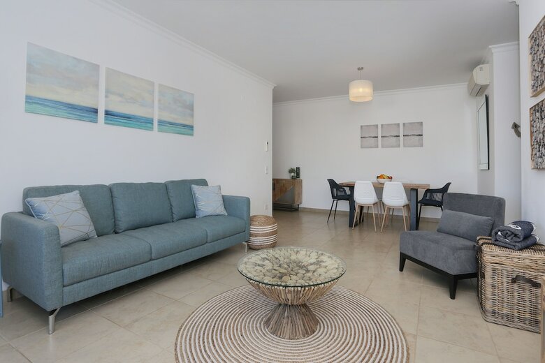 3 Bedroom Apartment With Pool