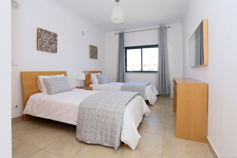 3 Bedroom Apartment With Pool