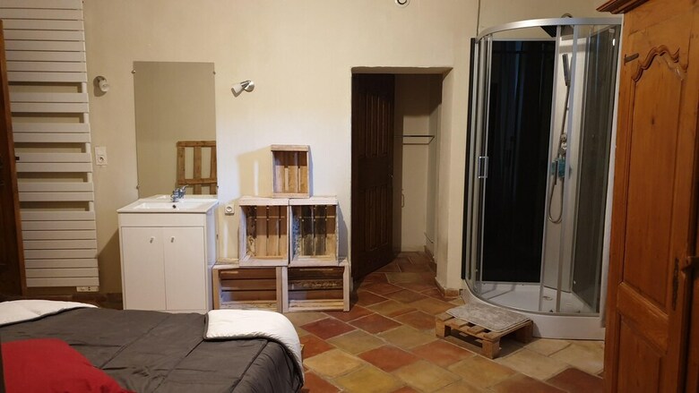 Apartment With One Bedroom In Grambois, With Wifi