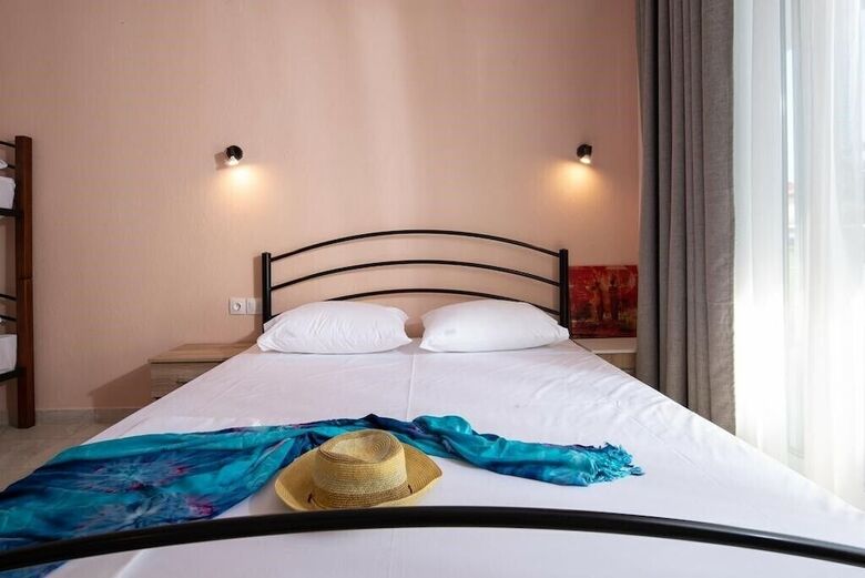 Apartamentos Persefoni Rooms