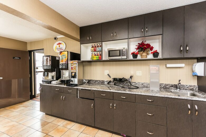 Motel Super 8 By Wyndham Grand Forks