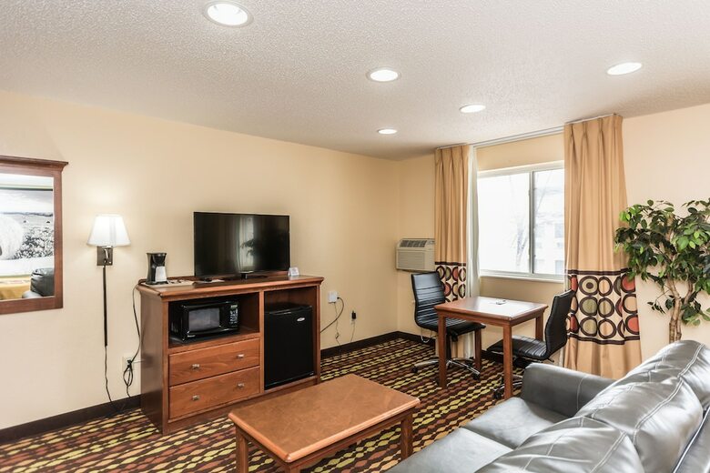 Motel Super 8 By Wyndham Grand Forks