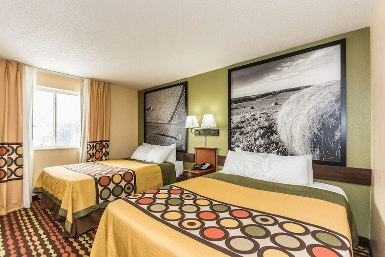 Motel Super 8 By Wyndham Grand Forks