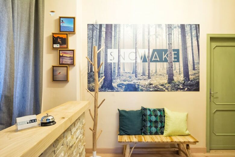 Hotel Snowake House