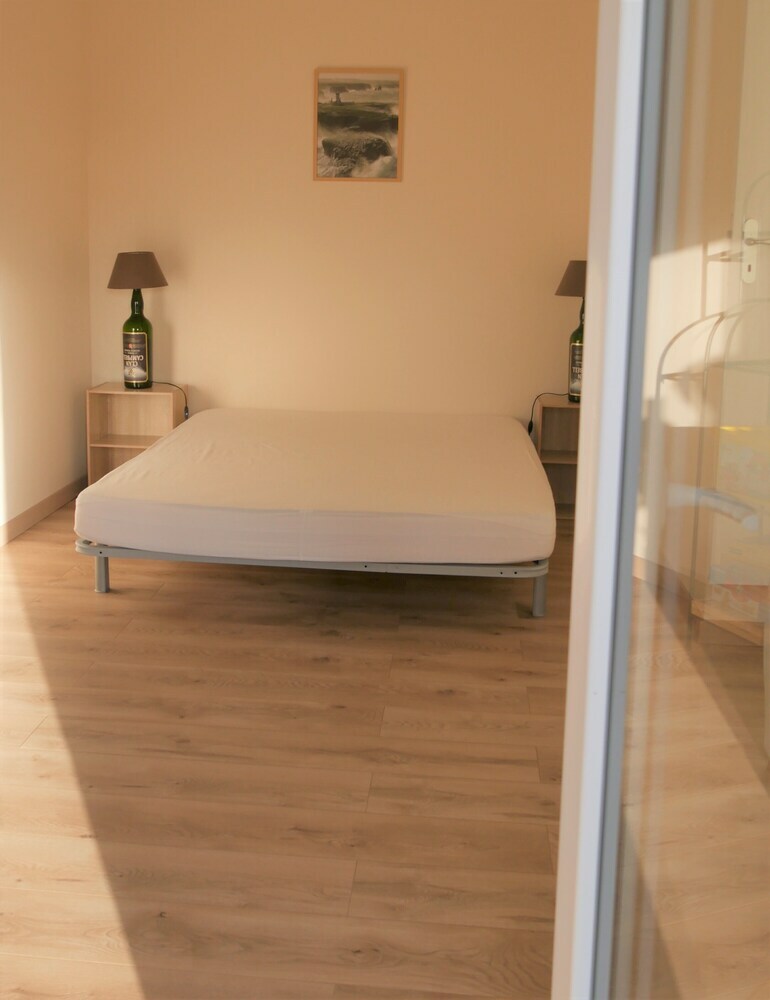 Maison Dans Le Centre De Saint Philibert