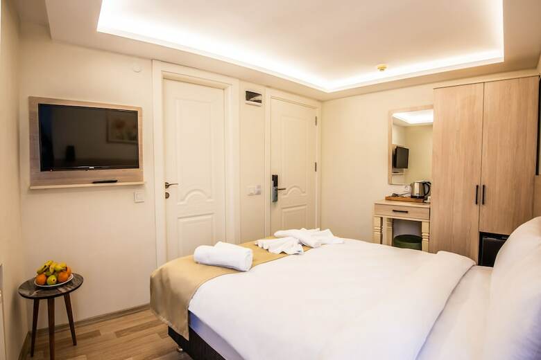 Royal Bosphorus Hotel