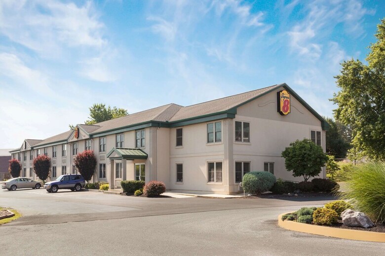 Hotel Super 8 By Wyndham Harrisburg Hershey West
